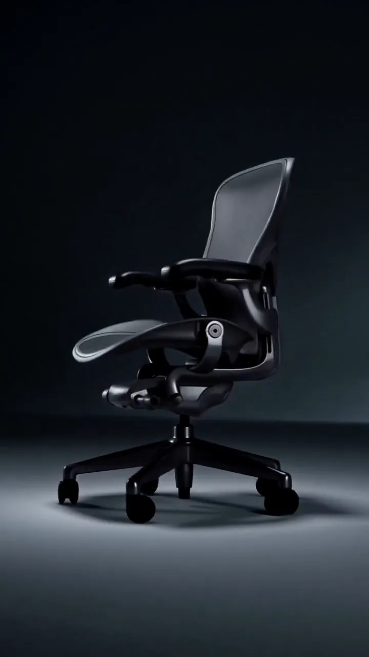 Video preview for Ergonomic Chair 360° Product Reveal